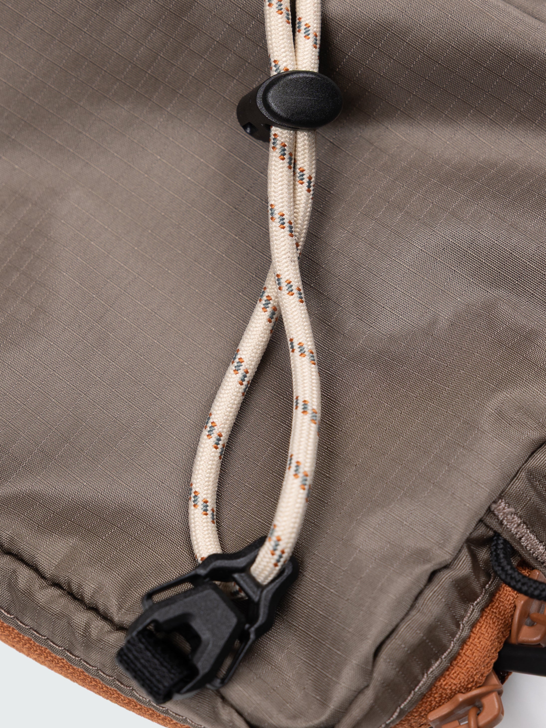 Mako Crossbody Bag