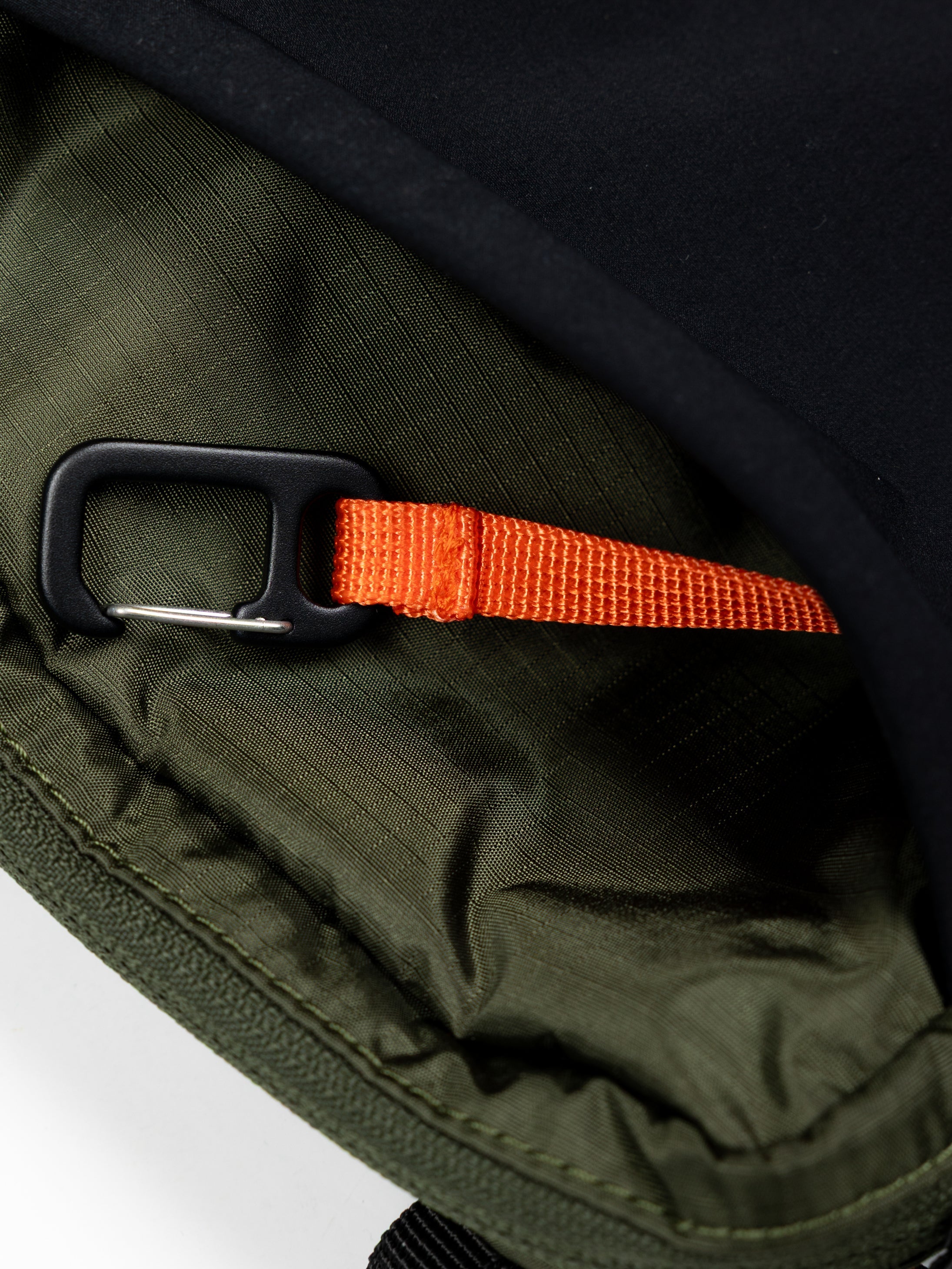Mako Crossbody Bag