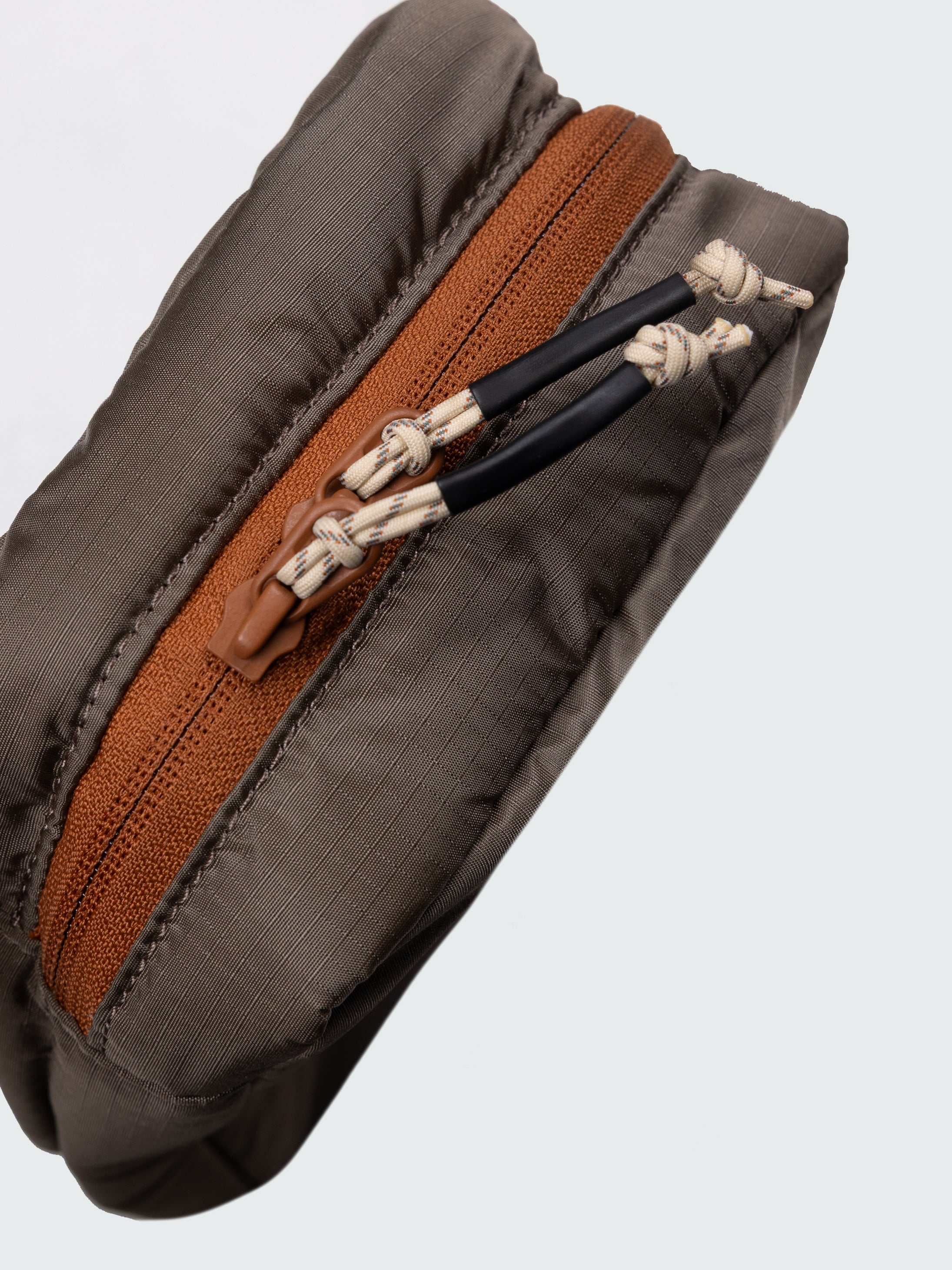 Mako Toiletries Bag
