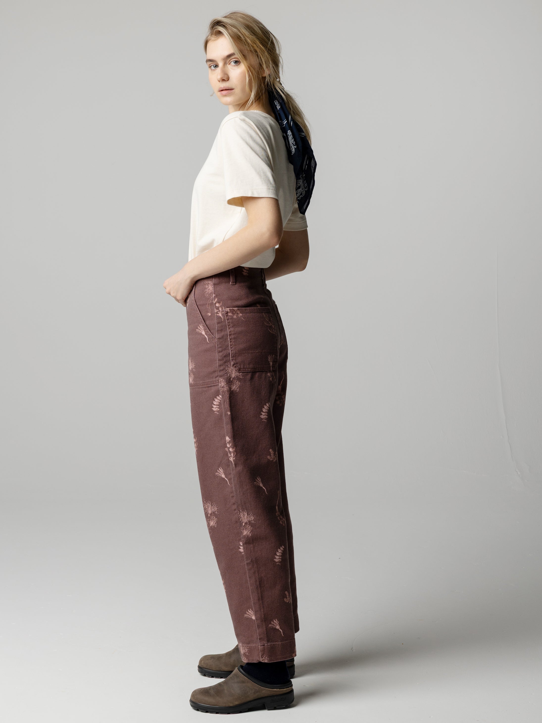Women's Floral Marine Yarrel Printed Trouser